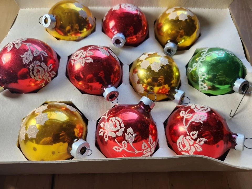 Caja Coby Vintage 10 Adornos Navideños Redondos Estampados Vidrio Mercurio, Hechos en EE. UU. Foto 4 de 4