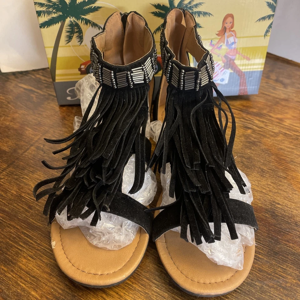 FOREVER Black Flat Sandals Bohemian Gladiator Tassel Fringe Metallic Detail Sz 9 - Image 2 of 4
