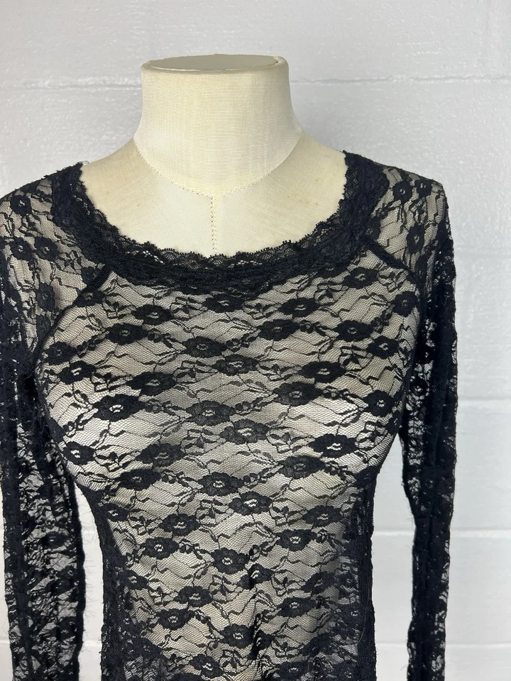 Mudd Juniors Lace Black Top Size M Early 2000s Possibly Vintage Y2K - Image 2 of 4