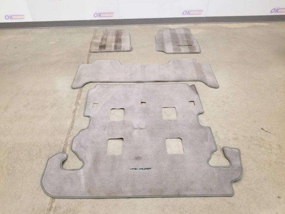 07 2007 TOYOTA LAND CRUISER JUEGO DE ALFOMBRILLAS GRIS  Foto 3 de 4