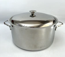 Triplinox 18/10 Stainless Steel Copper Layer Under  4qt Stock Pot Made In France
