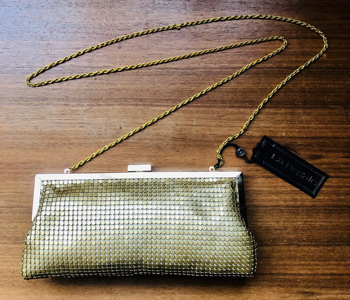 La Regale Gold Metal Mesh Evening Clutch w Hideable Chain Strap