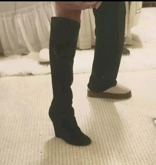 Vera Wang Lavender Black Suede Wedge Heel Zip Up Knee-High Boots Sz.9 Ret $395 - Image 2 of 4