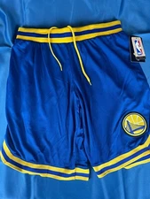 New W Tags Golden State Warriors Shorts NBA Sz Medium UNK Basketball Curry