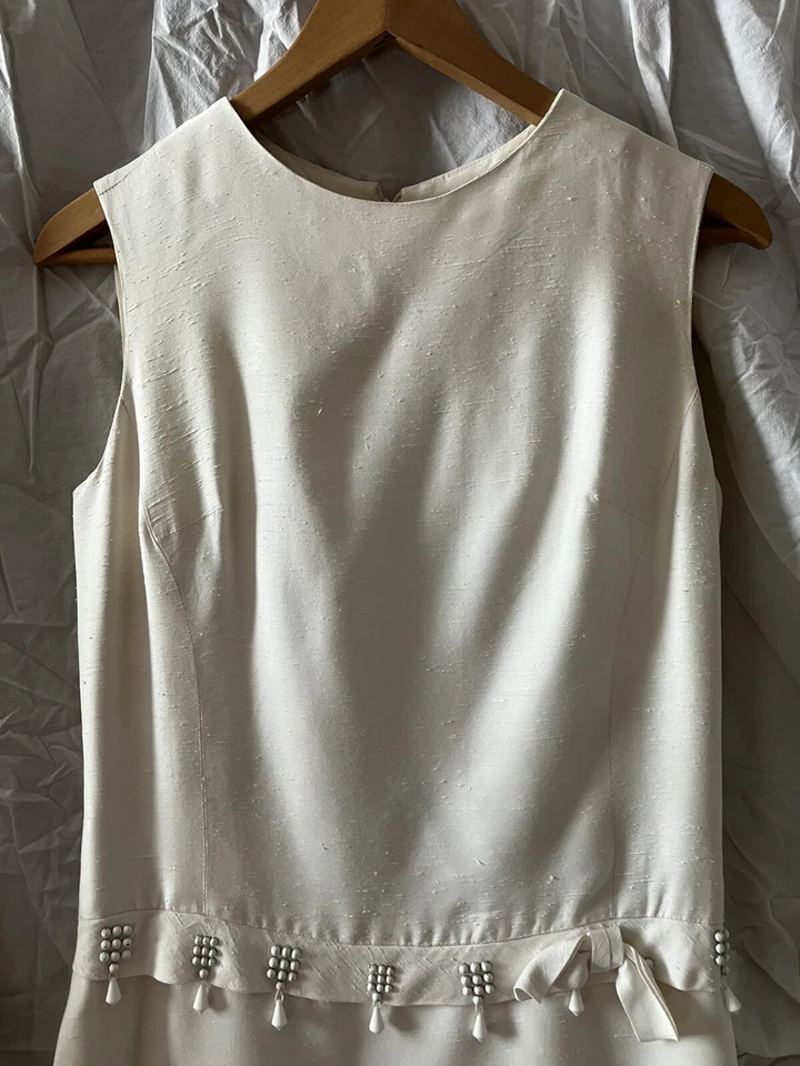 Melbray of London 复古 60 年代白色亚麻垂珠腰部 Mod 连衣裙内衬 S 码 — 第 2/4 张图片