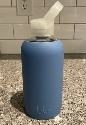 BKR Glass Water Bottle +Smooth Silicone Sleeve Blue 16 oz BeautyCounter EX Cond!