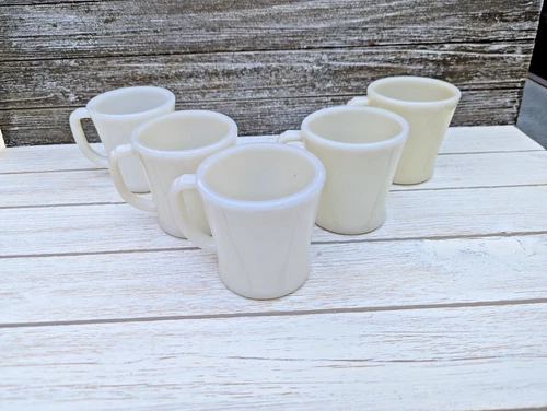 Set of 5 Vintage FIRE-KING  D HANDLE MUGS 8OZ Ivory