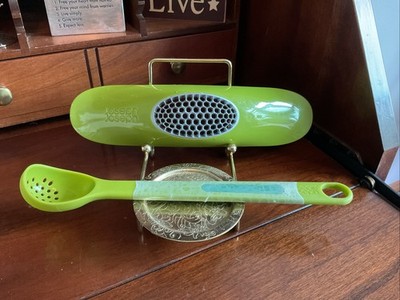 JOSEPH JOSEPH GREEN GARLIC ROCKER  PRESS CRUSHER + OLIVE SCOOP & PICK