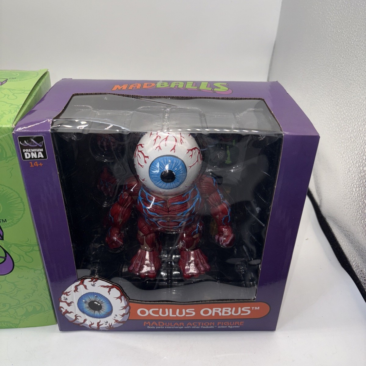 オキュラスオーバス　マッドボール　アクションフィギュア　PremiumDNA Madballs Wave 1 - Oculus Orbus — Premium DNA Toys
