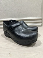 Dansko XP Clogs Black Embossed Floral Leather EUR 38 / US 7.5-8