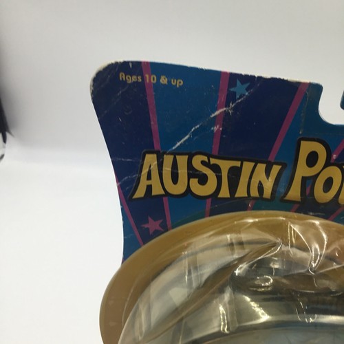 NEW 2002 AUSTIN POWERS PRISON DR EVIL & AND MINI ME FIGURE SET MEZCO MOVIE TOYS - Picture 9 of 10
