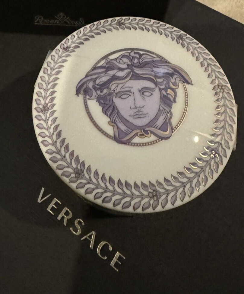 VERSACE \