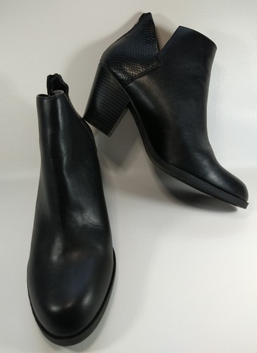 Simply Vera Black Ankle Boots - Berlin 