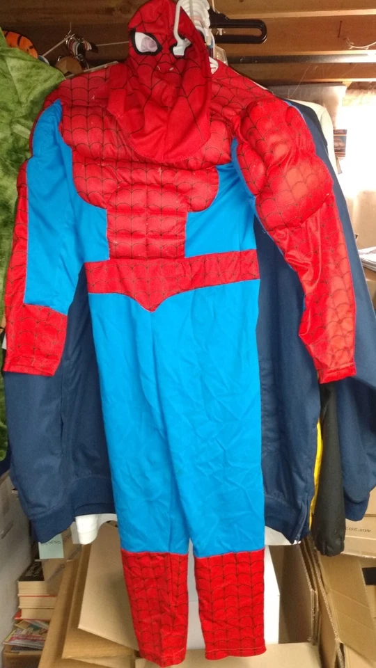 LIKE NEU QUALITY SPIDER MAN Halloween Costume Suit, 7 - 8 SIZE, RED BLUE - Image 3 of 4