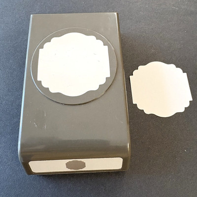 Stampin Up Label Me Lovely Paper Punch Locking