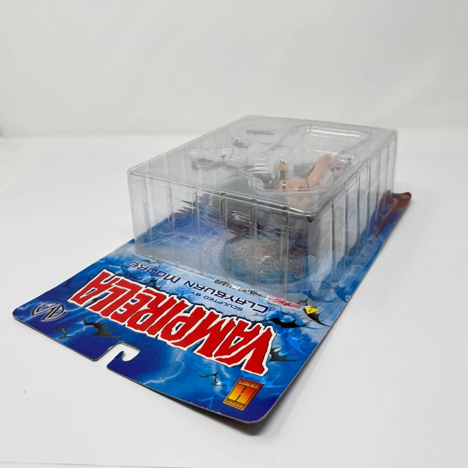 2000 Vampirella esculpido Clayburn Moore Harris quadrinhos Moore colecionável de ação - Imagem 4 de 4