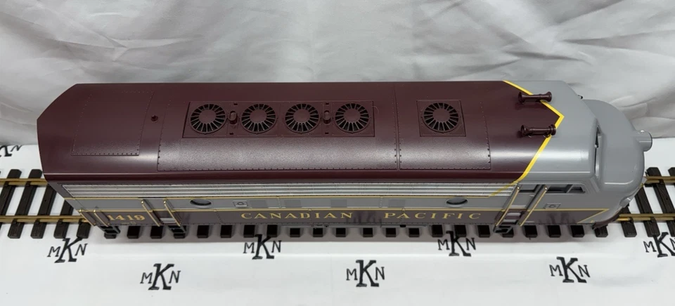 LGB 27570 G Scale Canadian Pacific EMD F7 Powered Diesel Locomotive #1419 LN/Box - Image 4 of 4