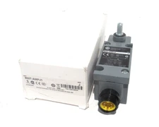 ALLEN BRADLEY 802T-AMPJ1 LIMIT SWITCH SER.J 802TAMPJ1 NEW SURPLUS