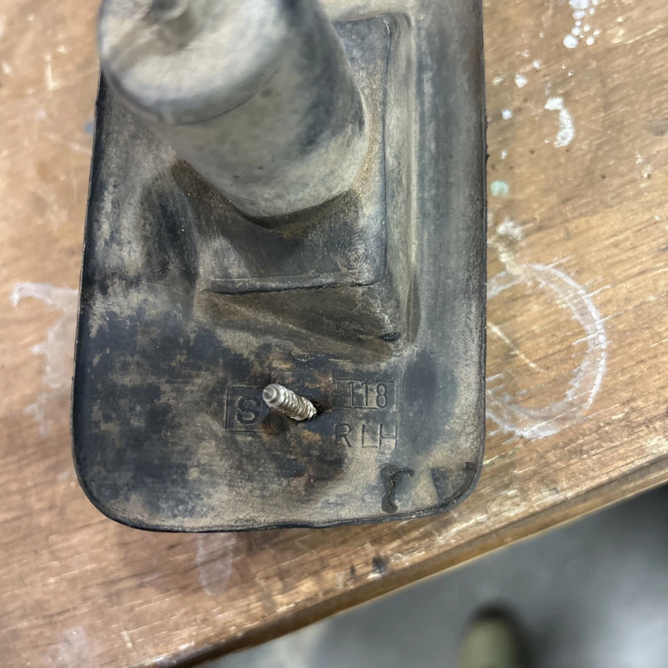 Datsun 620 Rear Marker Light OEM - Image 4 of 4