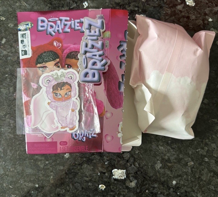 Bratz Bratziez Blind Box Valentines Day Edition Secret Yasmin