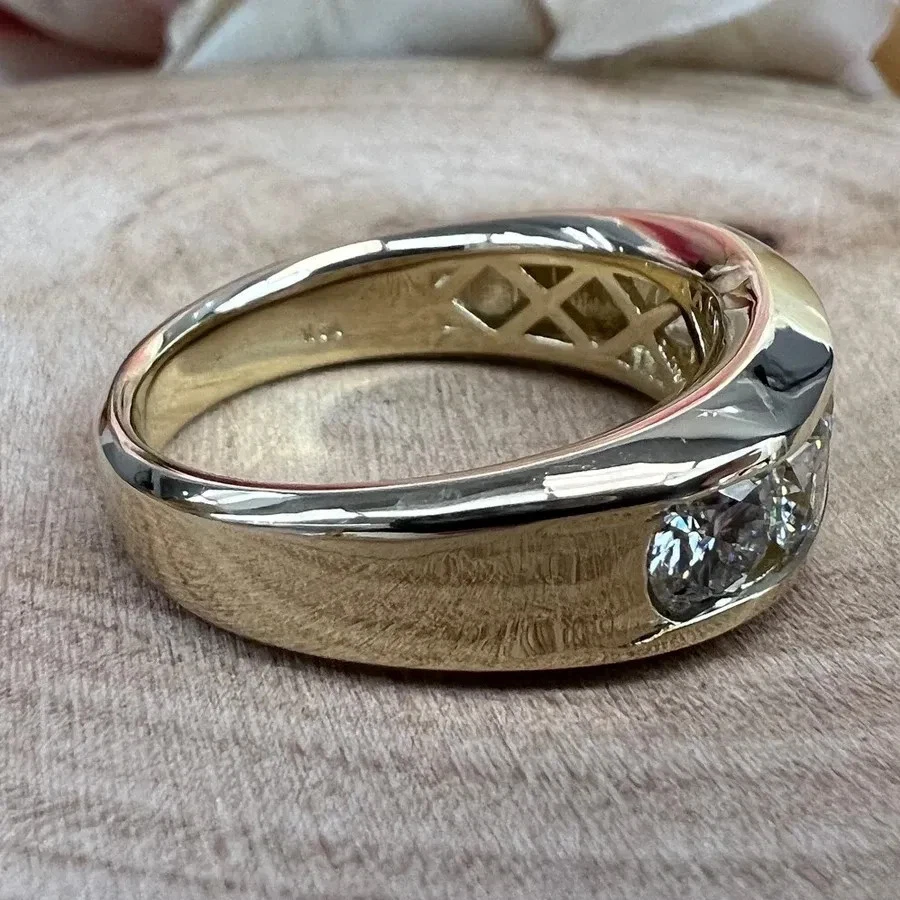 Anillo para hombre de 5 piedras de diamantes blancos de corte redondo certificado de 2,25 quilates ¡en plata 925! Foto 3 de 4