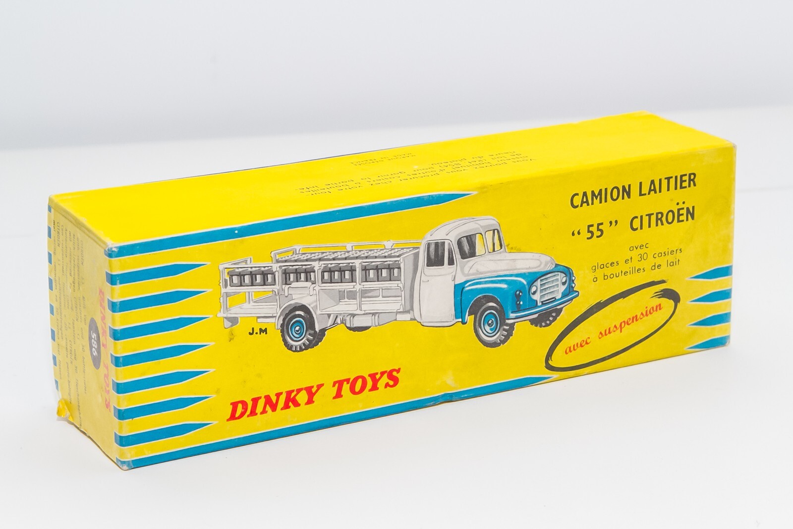 Dinky 586, Citroen P55 Milk Truck - Free Price Guide & Review