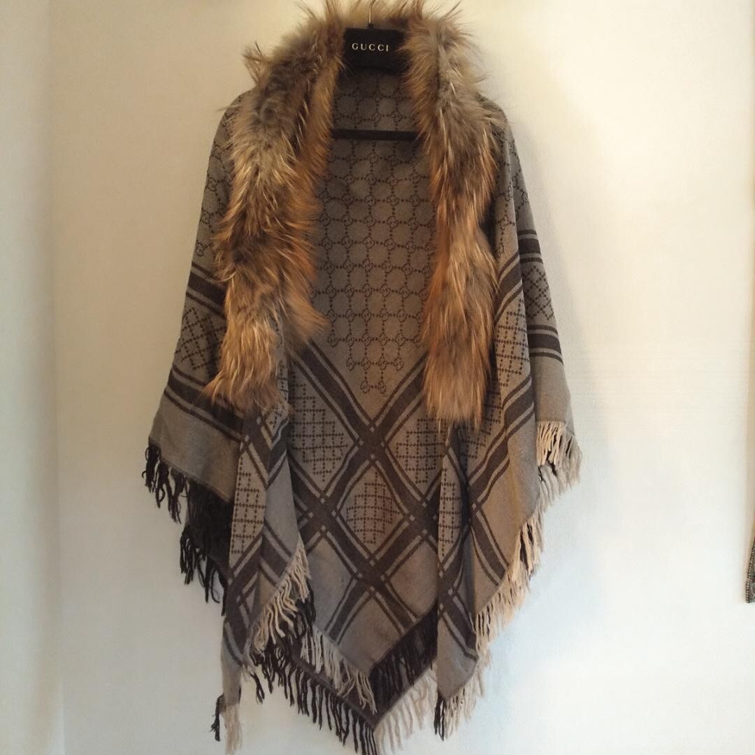 GUCCI モノグラムフォックスファー付きストール Gucci Fox Fur Wool Silk Shawl Stole Poncho Scarf GG Monogram Brown