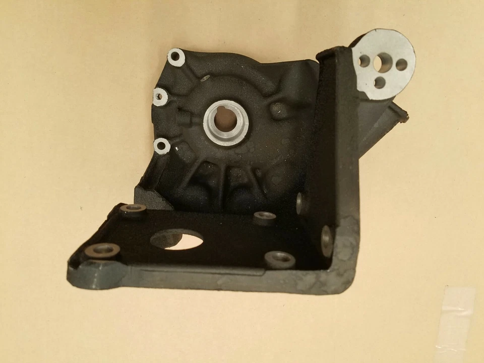 MASERATI GHIBLI MÉXICO INDY QUATTROPORTE KHAMSIN RARO OEM CORPO DA BOMBA DE ÁGUA NOS - Imagem 3 de 4