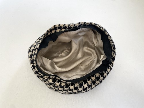 Iconique chapeau en laine imprimé pied de coq VIVIENNE WESTWOOD Man Vintage - Foto 2 di 7