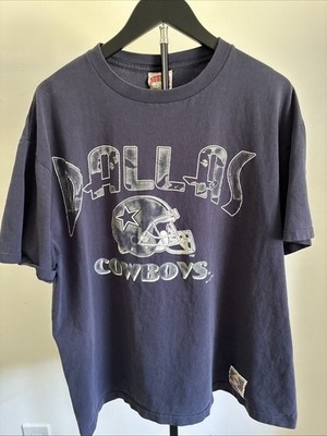Vintage 1990s Dallas Cowboys t-shirt,  produced by Nutmeg Mills Size XL Cotton