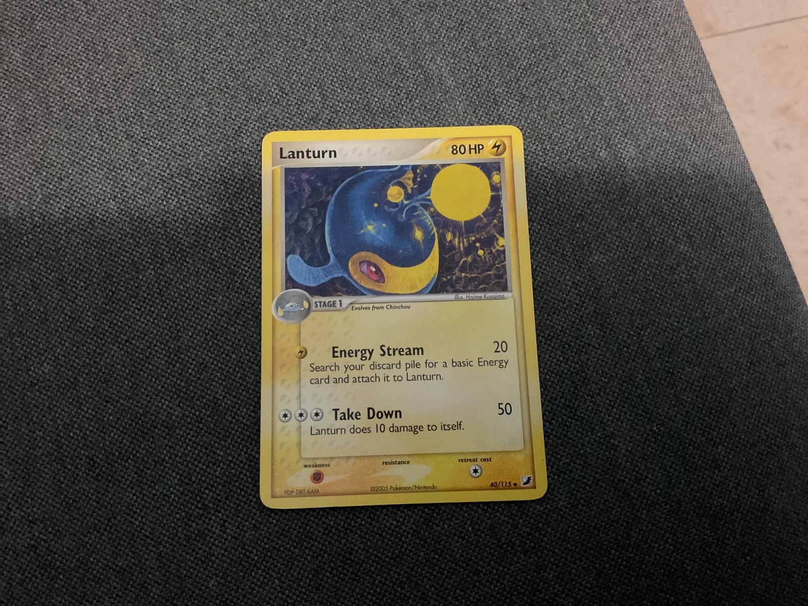 Lanturn 40/115 Unseen Forces Reverse Holo
