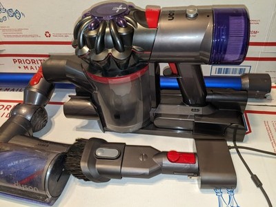Dyson V8 Cordless Stick Vacuum Cleaner Motor With Attachments | eBay