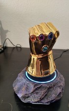MCU Marvel Avengers Levitating Infinity Gaunt...