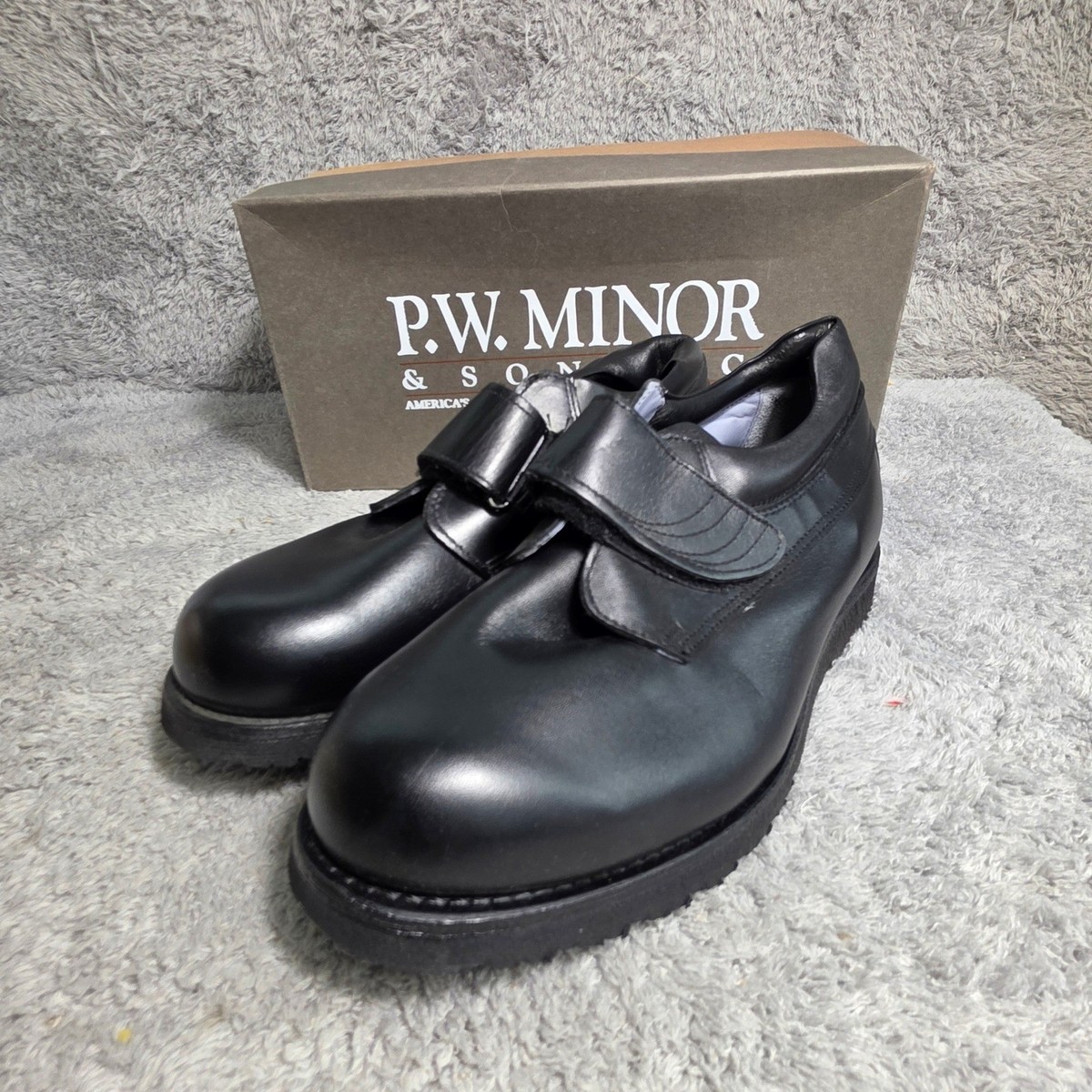 PW Minor Extra Depth Black Leather Non Slip Orthotic Shoes  display picture 3