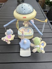 Fisher-Price  Baby Mobile für Kinderbettchen, 3 Plüschtiere