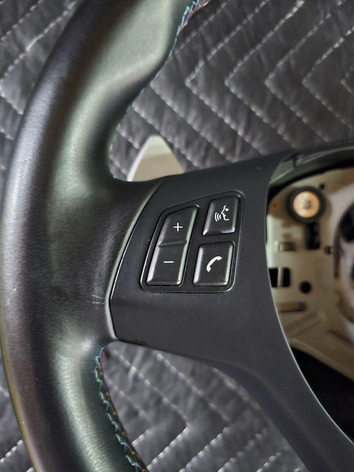 2008-13 BMW M3 F90 F92 F93 Genuine M Sport Steering Wheel - Image 3 of 4