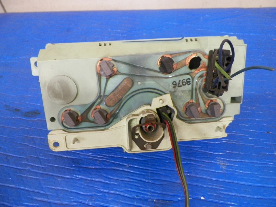 1977-1979 Cadillac Deville Fleetwood спидометр - Изображение 3 из 4