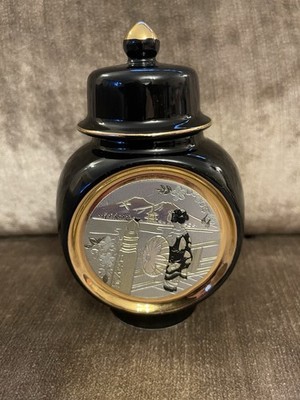 Chokin Black Ginger Jar / Deckelurne, 24Kt Gold, Geisha Muster. Höhe 12cm.Sehr guter Zustand