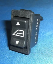 JAGUAR XJS RIGHT HAND WINDOW SWITCH FITS XJS DAC7526