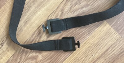 Épaules de football jeunesse Champro Scorpion. Taille Grande Pour