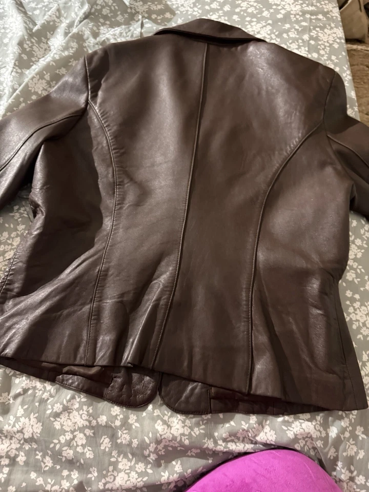 CHAQUETA DE CUERO COLEBROOK MUJER Foto 2 de 2