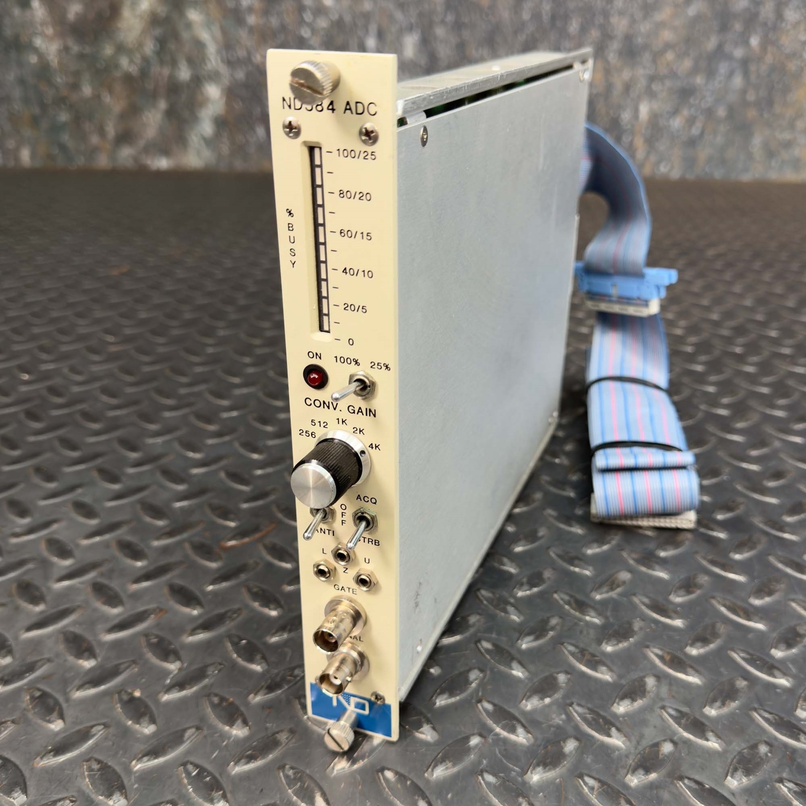 NIM BIN Module - Nuclear Data ND584 ADC Analog to Digital