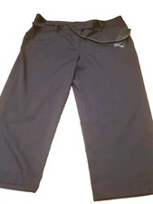 Daisy Fuentes Black Capri pant Womens 16 With Belt