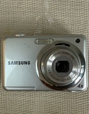 Samsung ES9 Compact Digital Camera 12.2MP Silver Tested Working with Battery SD