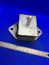 Support moteur Peugeot 403