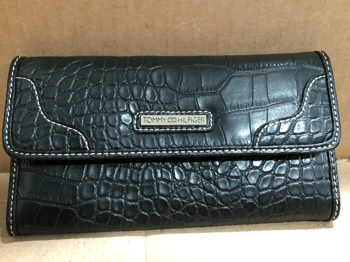 Tommy Hilfiger Women s Hand Wallet Small Leather Blk Goods NEW