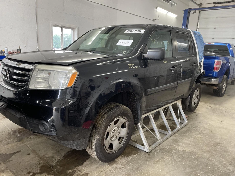 Used Wheel fits: 2015 Honda Pilot 17x7-1/2 steel 5 spoke silver Grade A - Image 3 of 4