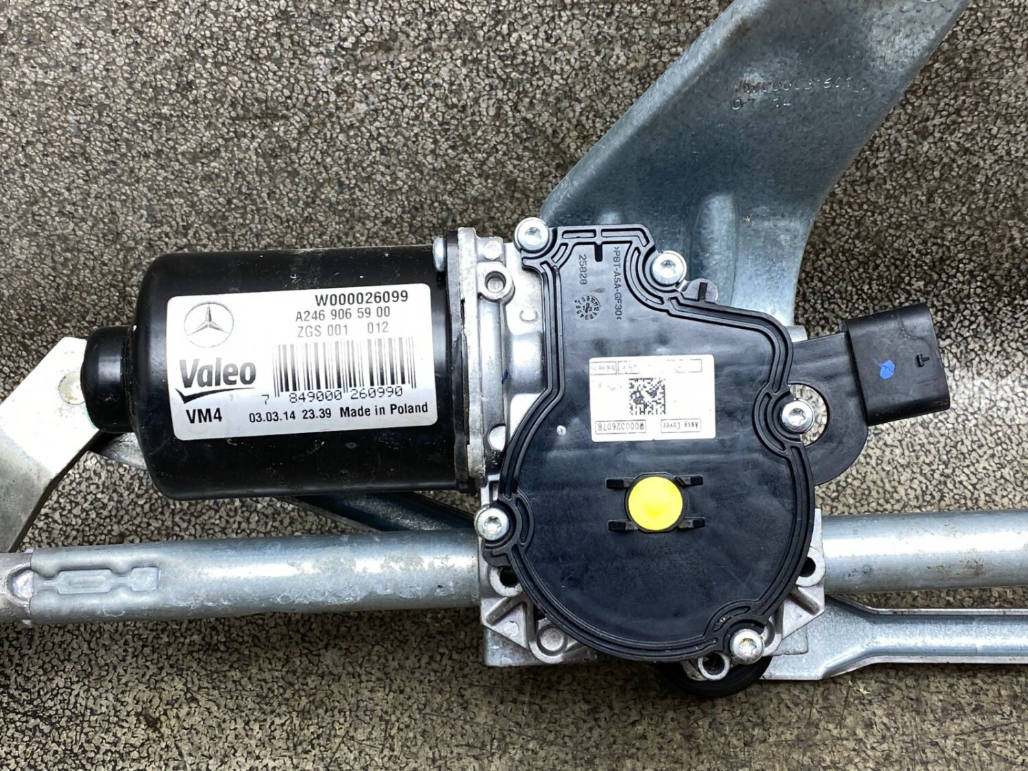 Wischermotor vorne A2469065900 A2468200040 107Tkm Mercedes W246  