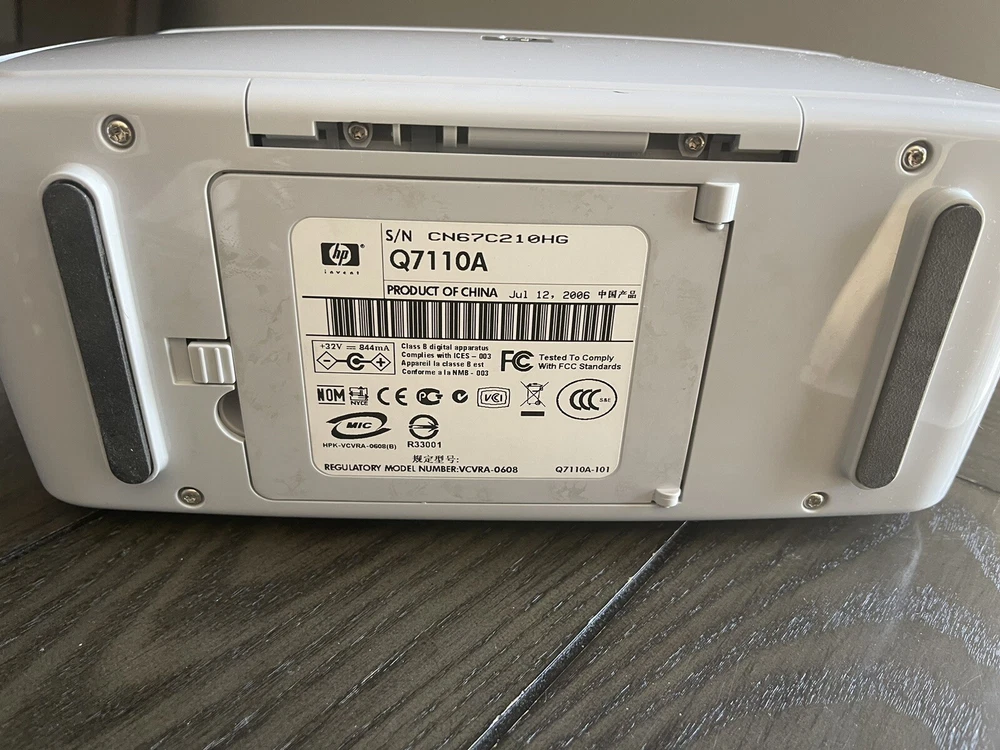HP Photosmart A616 Compact Photo Printer Includes Power Cord, Photo Paper, CD