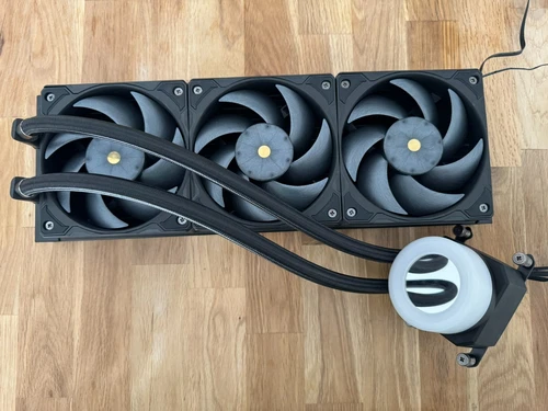 Lian Li Galahad II 360 Trinity Performance watercooling AIO CPU